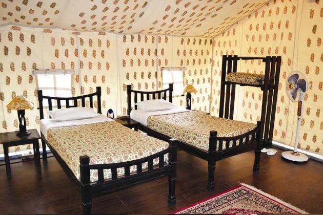 jaisalmer desert camps